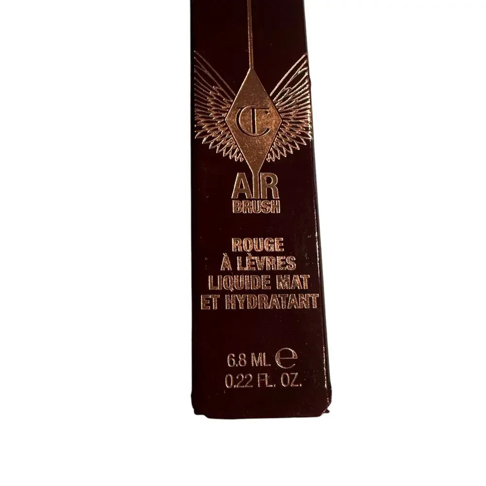 Charlotte Tilbury Airbrush Flawless Matte Liquid Lipstick Walk of No Shame Blur